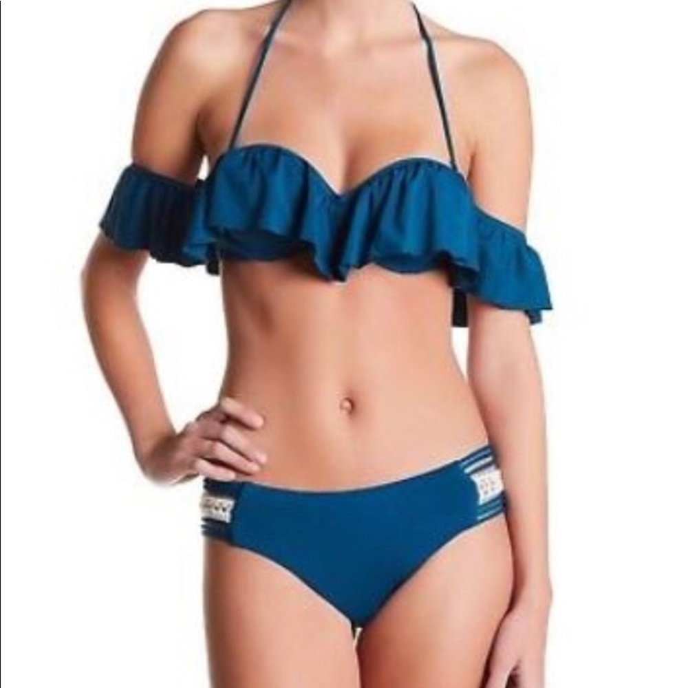 Radio Fiji Dharma Push Up Underwire Flounce Bikini